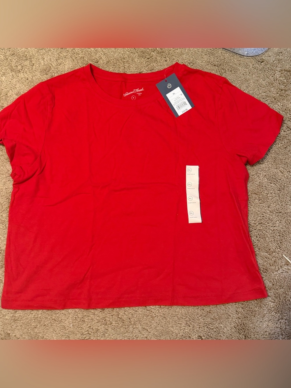 Universal Thread Women’s Red Short Sleeve Crew Tee